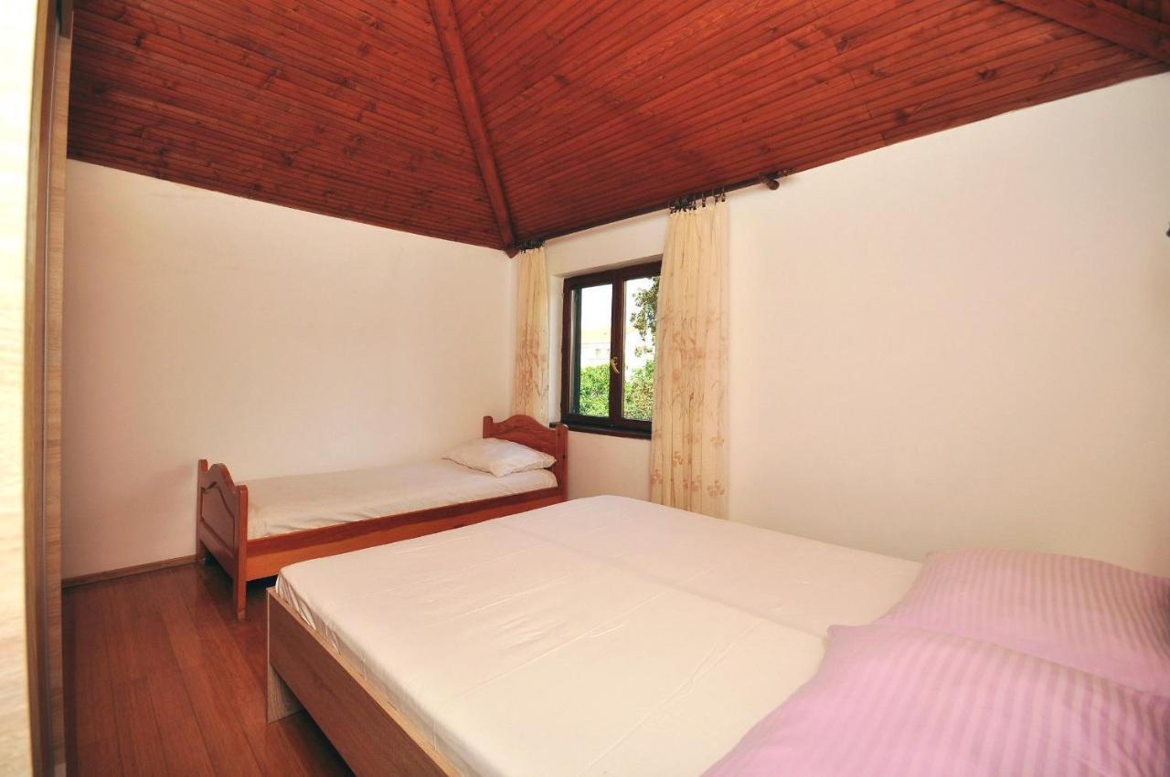 Apartments Marin Novalja Zewnętrze zdjęcie